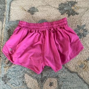 LULULEMON: Hotty Hot Low Rise